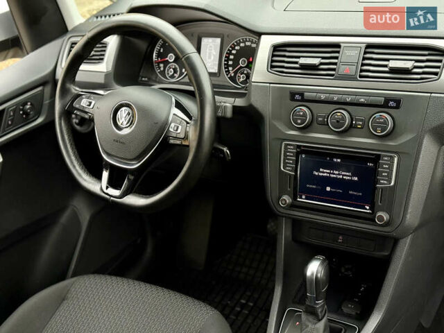 Серый Фольксваген Кадди, объемом двигателя 1.4 л и пробегом 204 тыс. км за 16999 $, фото 21 на Automoto.ua