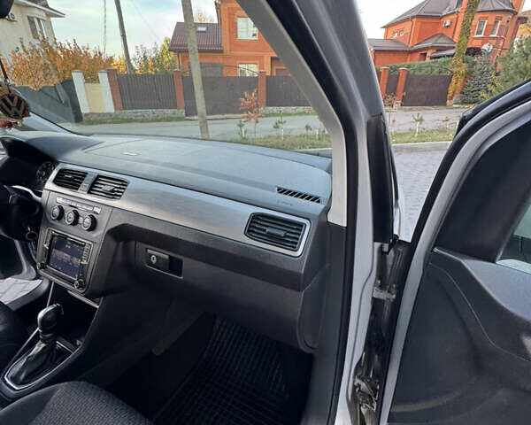 Фольксваген Кадди 2020 в Полтаве на Automoto.ua Серый Фольксваген Кадди, объемом двигателя 1.97 л и пробегом 221 тыс. км за 21999 $, фото 67 на Automoto.ua