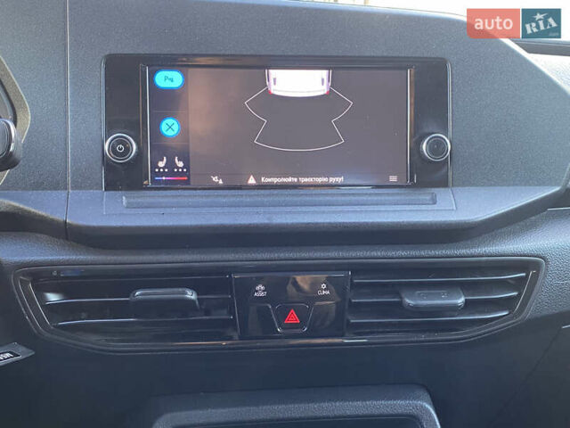 Серый Фольксваген Кадди, объемом двигателя 1.97 л и пробегом 256 тыс. км за 21900 $, фото 51 на Automoto.ua