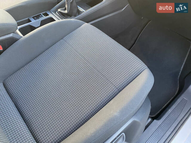 Серый Фольксваген Кадди, объемом двигателя 1.97 л и пробегом 256 тыс. км за 21900 $, фото 36 на Automoto.ua