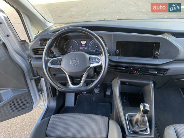 Серый Фольксваген Кадди, объемом двигателя 1.97 л и пробегом 256 тыс. км за 21900 $, фото 33 на Automoto.ua