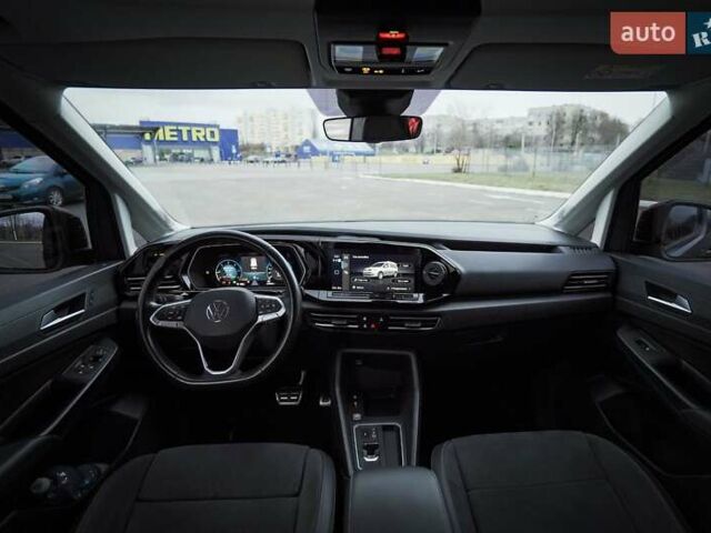 Серый Фольксваген Кадди, объемом двигателя 1.97 л и пробегом 238 тыс. км за 36800 $, фото 16 на Automoto.ua