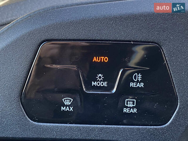 Серый Фольксваген Кадди, объемом двигателя 1.97 л и пробегом 256 тыс. км за 21900 $, фото 54 на Automoto.ua