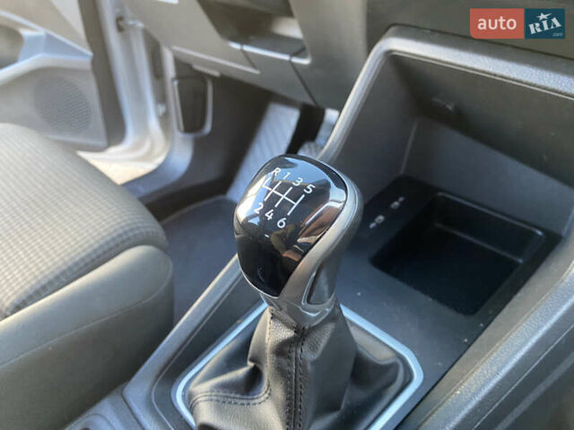 Серый Фольксваген Кадди, объемом двигателя 1.97 л и пробегом 256 тыс. км за 21900 $, фото 46 на Automoto.ua