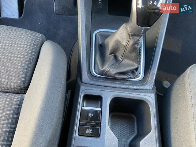 Серый Фольксваген Кадди, объемом двигателя 1.97 л и пробегом 256 тыс. км за 21900 $, фото 43 на Automoto.ua