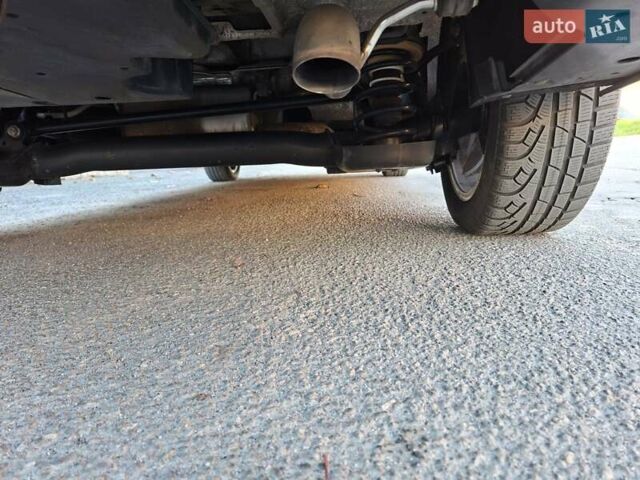 Серый Фольксваген Кадди, объемом двигателя 2 л и пробегом 147 тыс. км за 27500 $, фото 42 на Automoto.ua