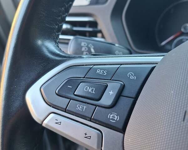 Серый Фольксваген Кадди, объемом двигателя 2 л и пробегом 147 тыс. км за 27500 $, фото 10 на Automoto.ua