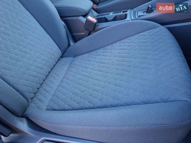 Серый Фольксваген Кадди, объемом двигателя 2 л и пробегом 147 тыс. км за 27500 $, фото 31 на Automoto.ua