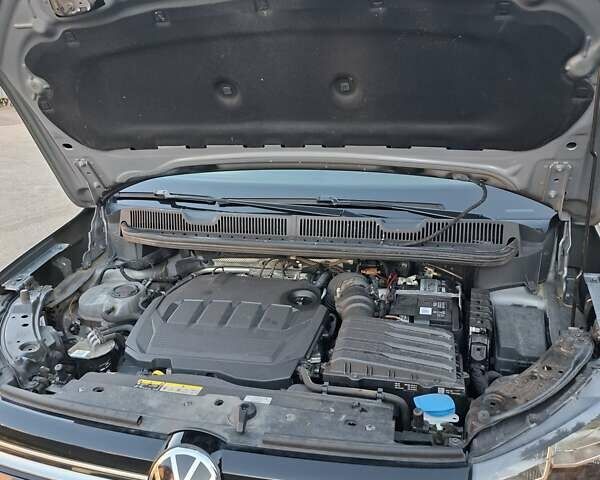 Серый Фольксваген Кадди, объемом двигателя 2 л и пробегом 147 тыс. км за 27500 $, фото 27 на Automoto.ua