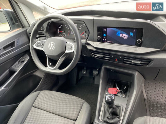 Серый Фольксваген Кадди, объемом двигателя 2 л и пробегом 241 тыс. км за 17900 $, фото 35 на Automoto.ua