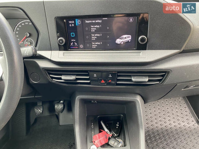 Фольксваген Кадди 2022 в Радивилове на Automoto.ua Серый Фольксваген Кадди, объемом двигателя 2 л и пробегом 241 тыс. км за 17950 $, фото 36 на Automoto.ua