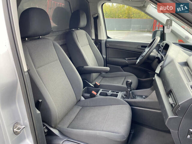 Фольксваген Кадди 2022 в Радивилове на Automoto.ua Серый Фольксваген Кадди, объемом двигателя 2 л и пробегом 241 тыс. км за 17950 $, фото 28 на Automoto.ua