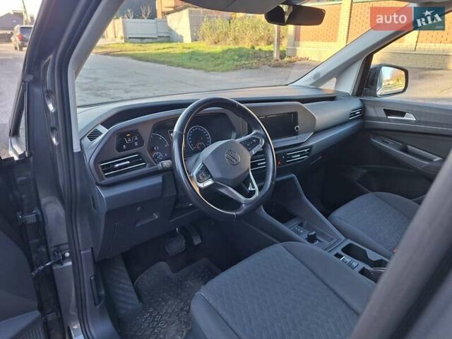 Серый Фольксваген Кадди, объемом двигателя 2 л и пробегом 147 тыс. км за 27500 $, фото 25 на Automoto.ua