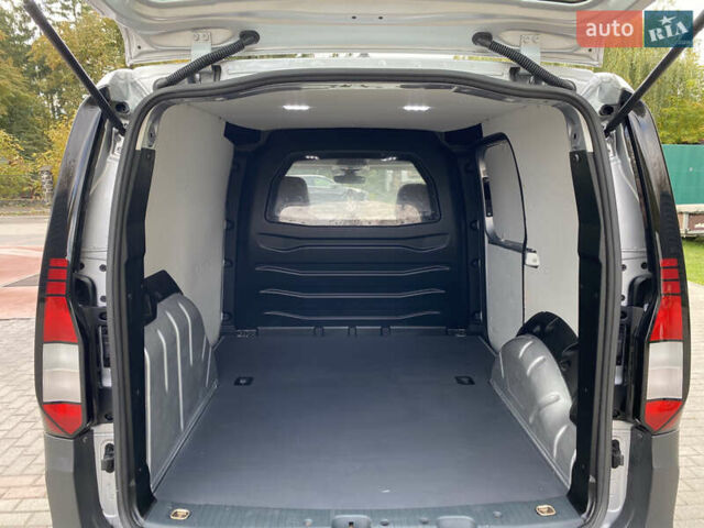 Фольксваген Кадди 2022 в Радивилове на Automoto.ua Серый Фольксваген Кадди, объемом двигателя 2 л и пробегом 241 тыс. км за 17950 $, фото 51 на Automoto.ua