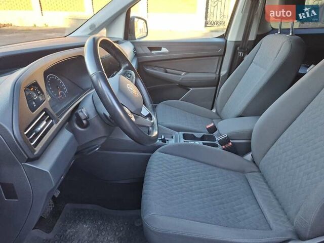 Серый Фольксваген Кадди, объемом двигателя 2 л и пробегом 147 тыс. км за 27500 $, фото 30 на Automoto.ua