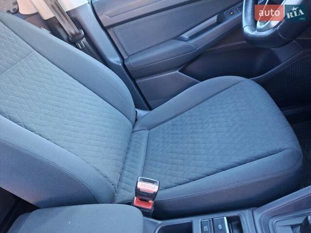 Серый Фольксваген Кадди, объемом двигателя 2 л и пробегом 147 тыс. км за 27500 $, фото 35 на Automoto.ua