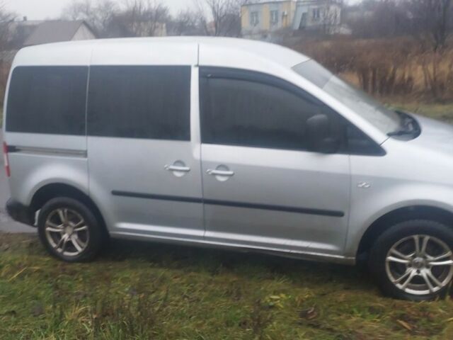 Серый Фольксваген Кадди, объемом двигателя 1.9 л и пробегом 560 тыс. км за 3900 $, фото 2 на Automoto.ua
