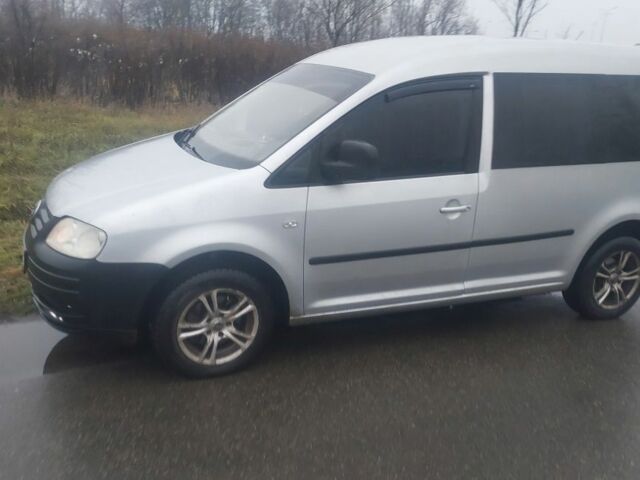 Серый Фольксваген Кадди, объемом двигателя 1.9 л и пробегом 560 тыс. км за 3900 $, фото 1 на Automoto.ua