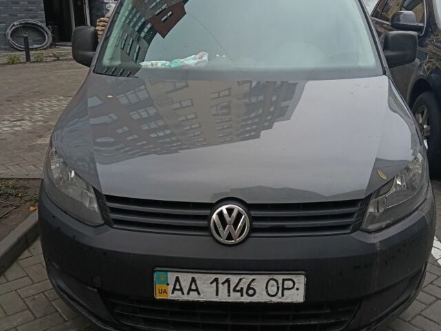 Серый Фольксваген Кадди, объемом двигателя 1.2 л и пробегом 400 тыс. км за 6500 $, фото 2 на Automoto.ua