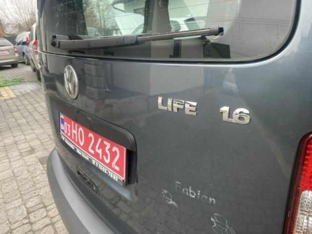 Сірий Фольксваген Кадді, об'ємом двигуна 1.6 л та пробігом 216 тис. км за 6000 $, фото 13 на Automoto.ua