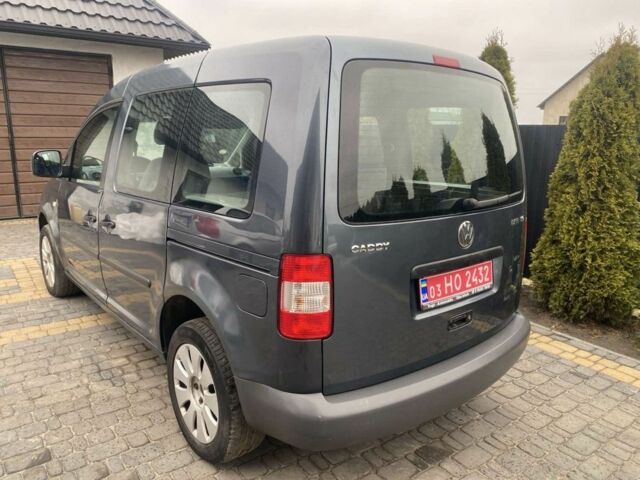 Сірий Фольксваген Кадді, об'ємом двигуна 1.6 л та пробігом 216 тис. км за 6000 $, фото 6 на Automoto.ua