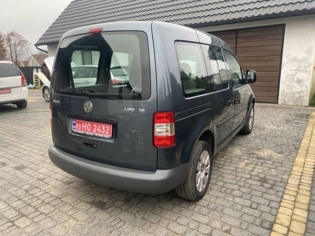 Сірий Фольксваген Кадді, об'ємом двигуна 1.6 л та пробігом 216 тис. км за 6000 $, фото 9 на Automoto.ua