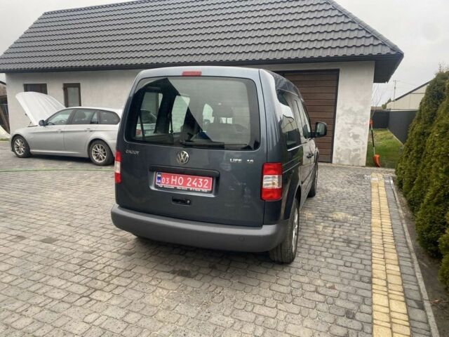 Сірий Фольксваген Кадді, об'ємом двигуна 1.6 л та пробігом 216 тис. км за 6000 $, фото 10 на Automoto.ua