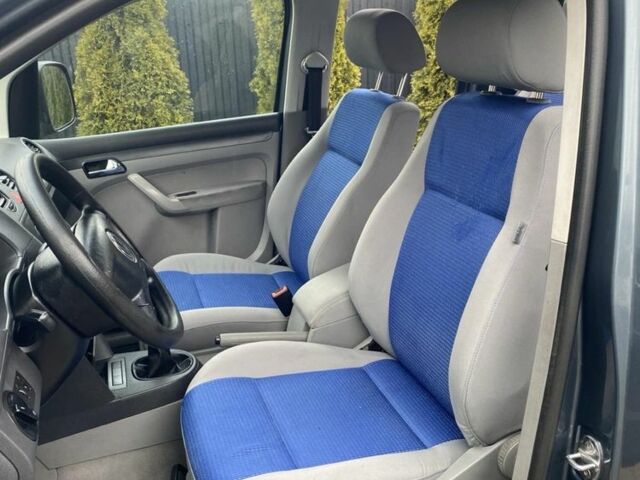 Сірий Фольксваген Кадді, об'ємом двигуна 1.6 л та пробігом 216 тис. км за 6000 $, фото 15 на Automoto.ua