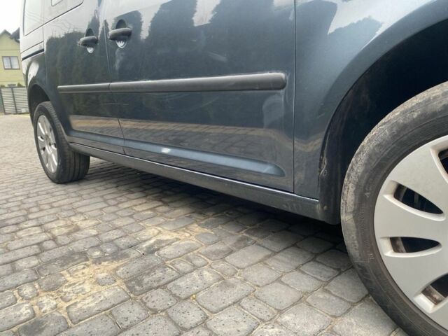 Сірий Фольксваген Кадді, об'ємом двигуна 1.6 л та пробігом 216 тис. км за 6000 $, фото 14 на Automoto.ua