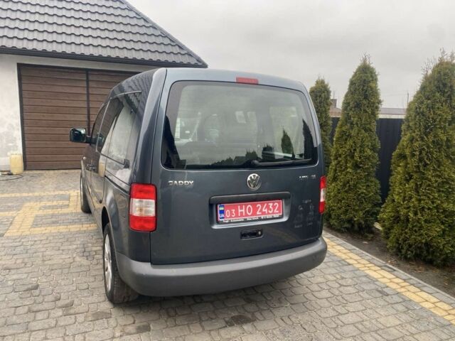 Сірий Фольксваген Кадді, об'ємом двигуна 1.6 л та пробігом 216 тис. км за 6000 $, фото 11 на Automoto.ua