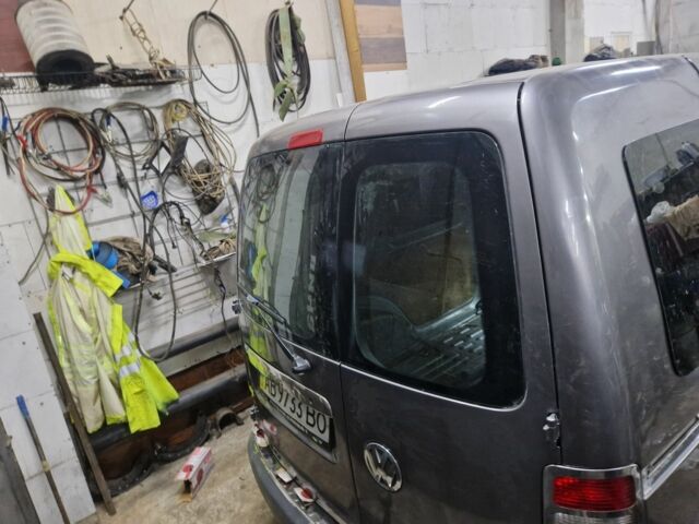 Серый Фольксваген Кадди, объемом двигателя 1.9 л и пробегом 10 тыс. км за 6000 $, фото 4 на Automoto.ua