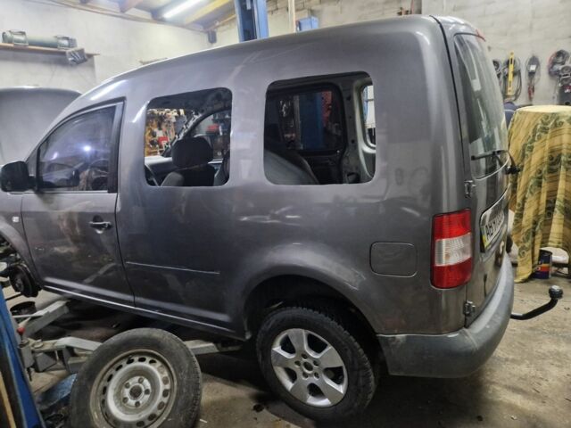 Серый Фольксваген Кадди, объемом двигателя 1.9 л и пробегом 10 тыс. км за 6000 $, фото 7 на Automoto.ua