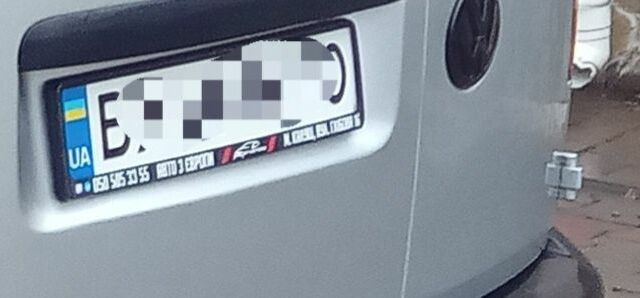 Серый Фольксваген Кадди, объемом двигателя 0 л и пробегом 270 тыс. км за 5500 $, фото 4 на Automoto.ua