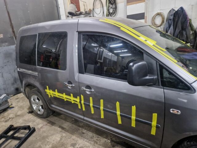 Серый Фольксваген Кадди, объемом двигателя 1.9 л и пробегом 10 тыс. км за 6000 $, фото 3 на Automoto.ua