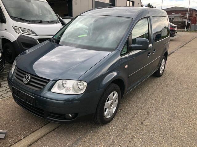 Серый Фольксваген Кадди, объемом двигателя 1.9 л и пробегом 200 тыс. км за 3400 $, фото 1 на Automoto.ua