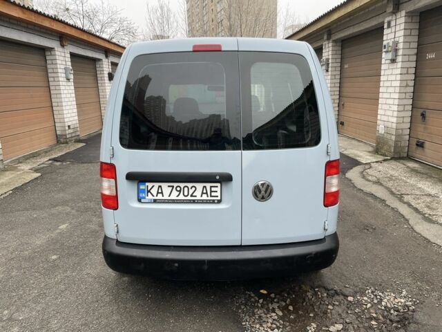 Серый Фольксваген Кадди, объемом двигателя 1.6 л и пробегом 295 тыс. км за 5200 $, фото 5 на Automoto.ua