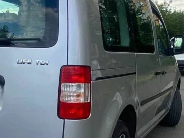 Серый Фольксваген Кадди, объемом двигателя 1.9 л и пробегом 390 тыс. км за 3067 $, фото 1 на Automoto.ua