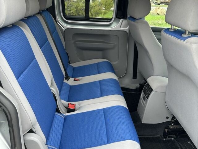 Серый Фольксваген Кадди, объемом двигателя 2 л и пробегом 221 тыс. км за 6950 $, фото 7 на Automoto.ua