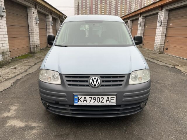 Серый Фольксваген Кадди, объемом двигателя 1.6 л и пробегом 295 тыс. км за 5200 $, фото 1 на Automoto.ua