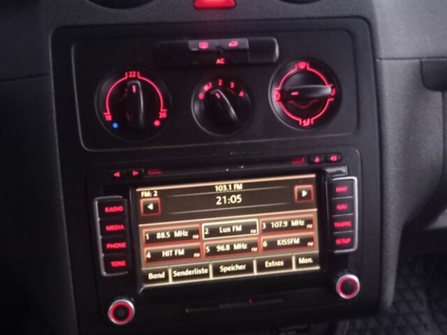 Серый Фольксваген Кадди, объемом двигателя 0 л и пробегом 330 тыс. км за 7000 $, фото 5 на Automoto.ua