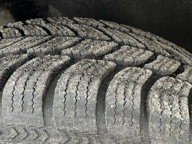 Серый Фольксваген Кадди, объемом двигателя 2 л и пробегом 221 тыс. км за 6950 $, фото 23 на Automoto.ua