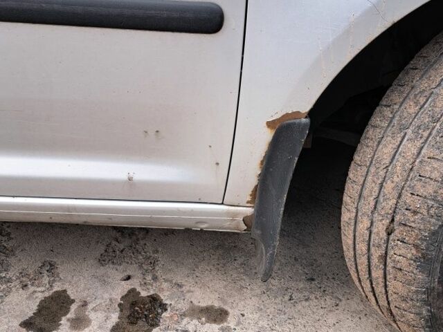 Фольксваген Кадди 2008 в Черкассах на Automoto.ua Серый Фольксваген Кадди, объемом двигателя 1.6 л и пробегом 429 тыс. км за 5500 $, фото 3 на Automoto.ua