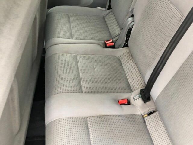 Серый Фольксваген Кадди, объемом двигателя 1.9 л и пробегом 200 тыс. км за 3400 $, фото 18 на Automoto.ua