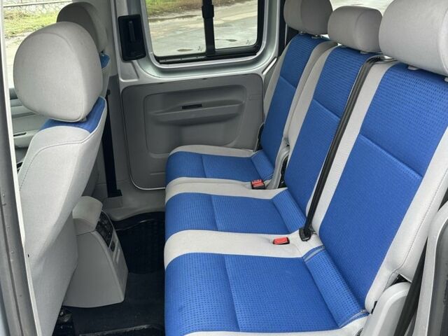 Серый Фольксваген Кадди, объемом двигателя 2 л и пробегом 221 тыс. км за 6950 $, фото 6 на Automoto.ua