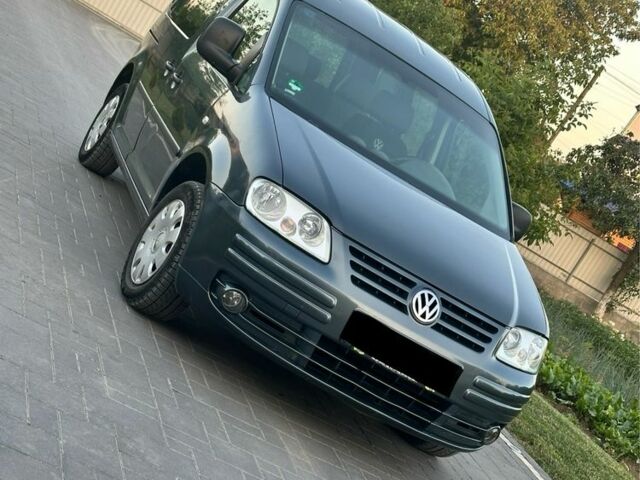 Серый Фольксваген Кадди, объемом двигателя 0 л и пробегом 352 тыс. км за 7200 $, фото 1 на Automoto.ua