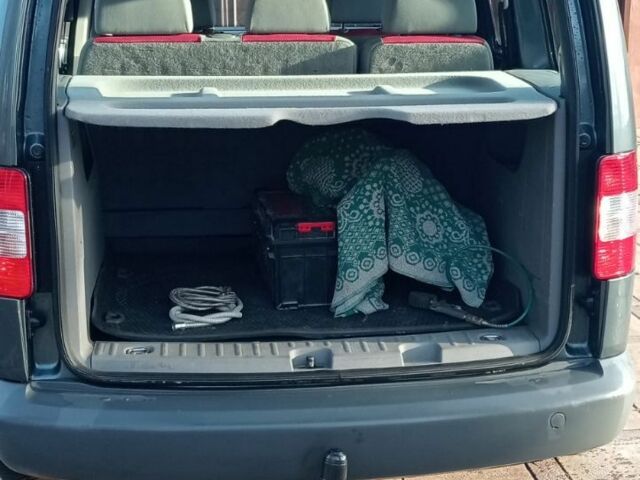 Серый Фольксваген Кадди, объемом двигателя 1 л и пробегом 228 тыс. км за 8200 $, фото 8 на Automoto.ua