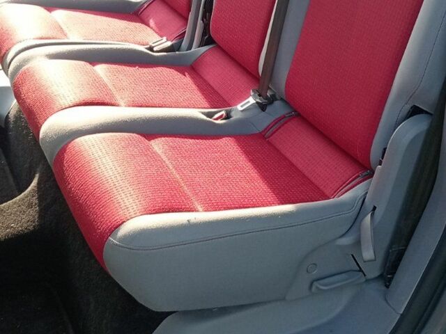 Серый Фольксваген Кадди, объемом двигателя 1 л и пробегом 228 тыс. км за 8200 $, фото 5 на Automoto.ua