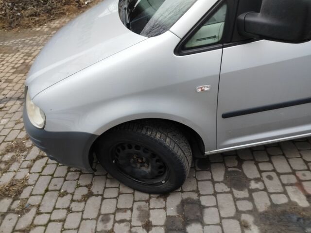 Серый Фольксваген Кадди, объемом двигателя 1.9 л и пробегом 275 тыс. км за 5200 $, фото 10 на Automoto.ua