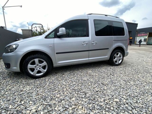 Серый Фольксваген Кадди, объемом двигателя 1.6 л и пробегом 160 тыс. км за 9999 $, фото 6 на Automoto.ua