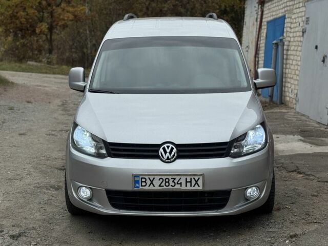 Фольксваген Кадди 2012 в Житомире на Automoto.ua Серый Фольксваген Кадди, объемом двигателя 2 л и пробегом 250 тыс. км за 9550 $, фото 1 на Automoto.ua